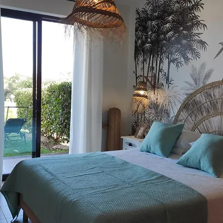 بيت للعطل Palm House